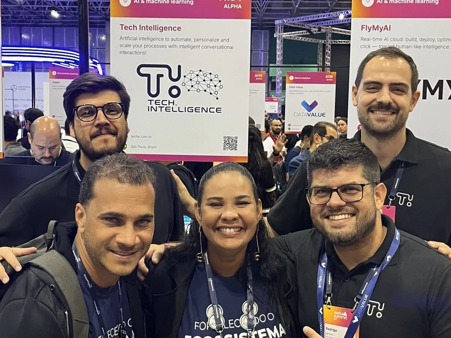 Equipe na Web Summit Rio